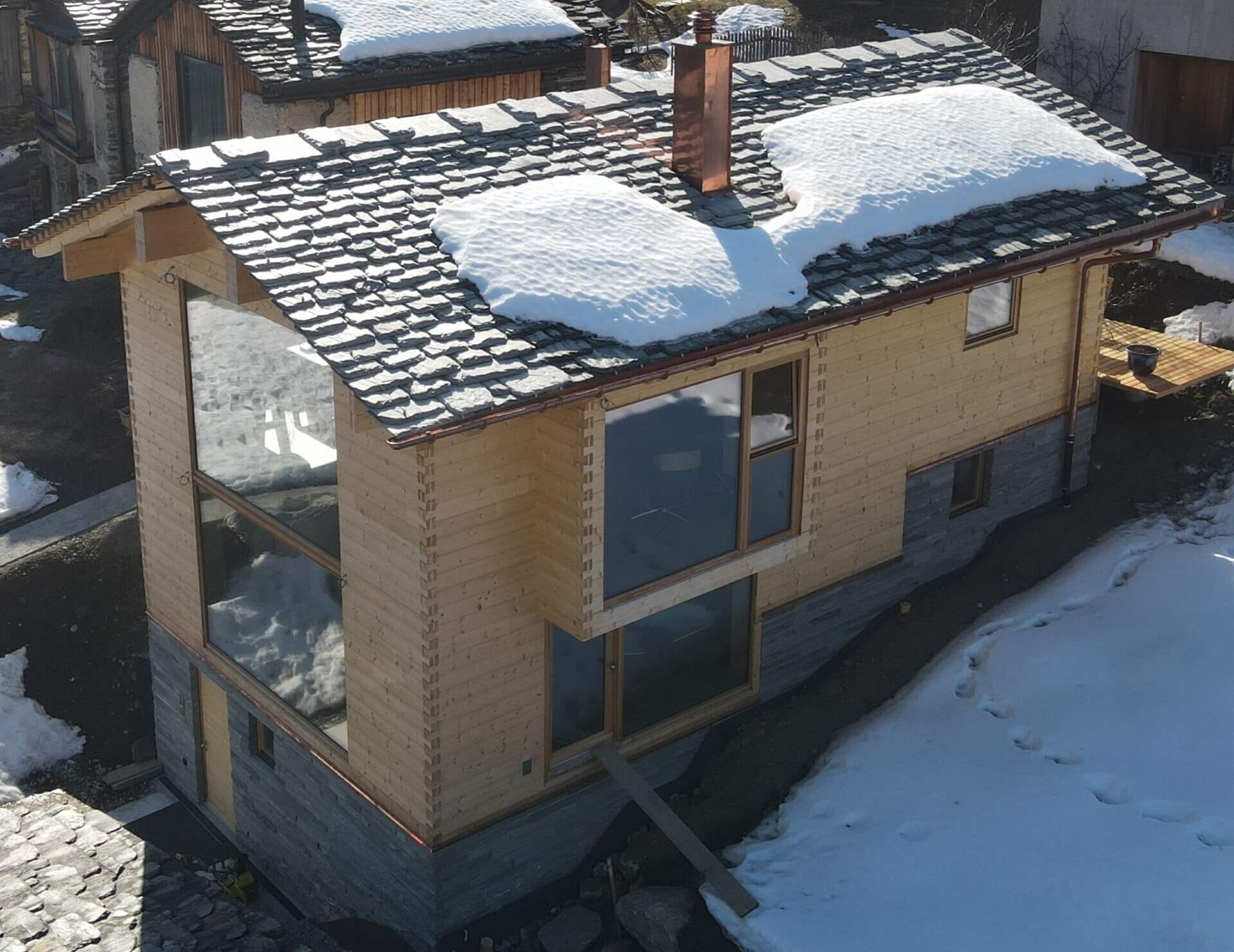 Blockhaus Graubünden Sicht auf das Steindach 2