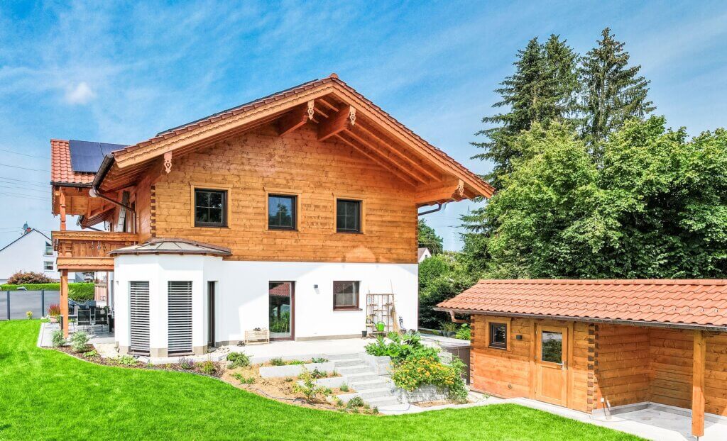 Blockhaus Augsburg mit passenden Saunahaus