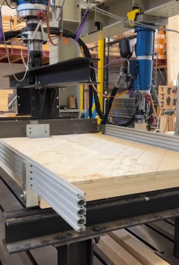 Wie viel hält Holz wirklich aus. Belastungstest an der FH Rosenheim.
