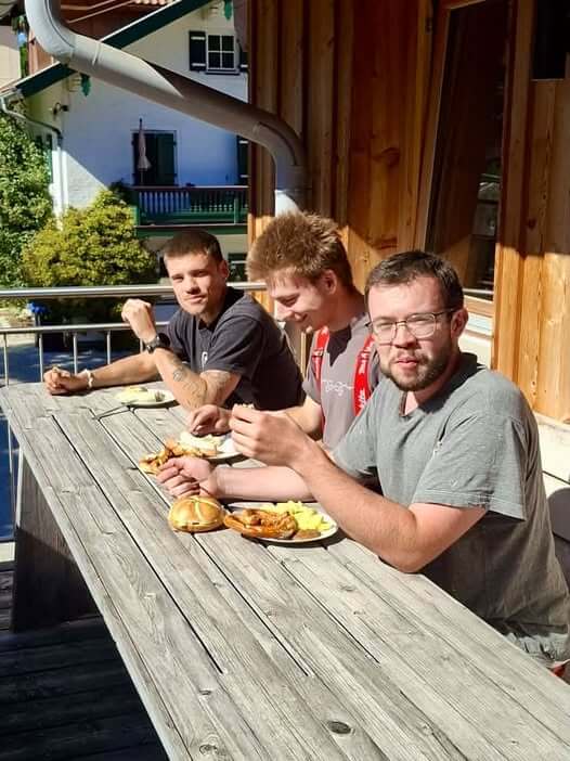 Neues Lehrjahr bei Chiemgauer Holzhaus